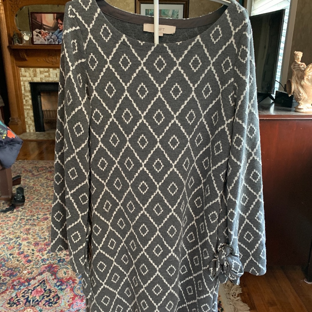 Ann Taylor loft soft dress . Never worn.